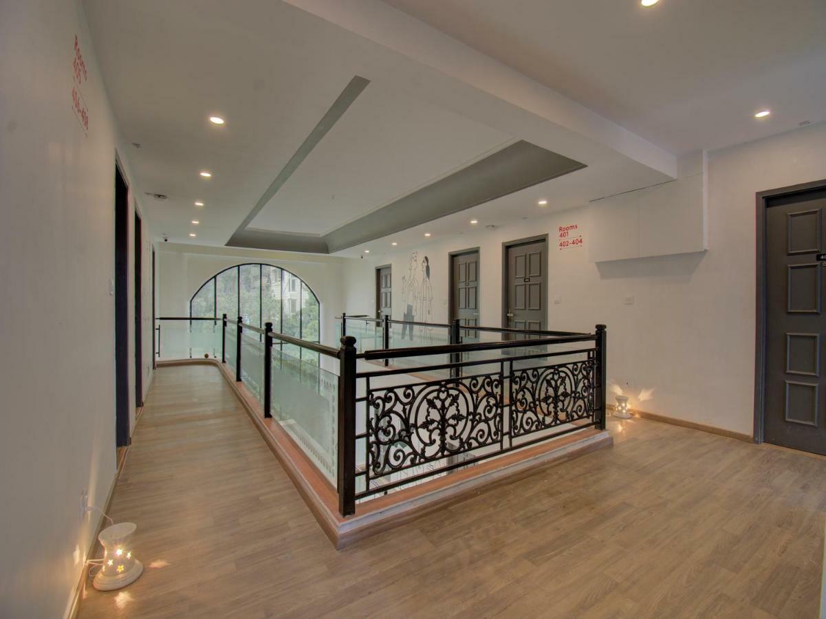 Oyo Townhouse 150 Shreyas Colony Hotel Ahmadábád Kültér fotó